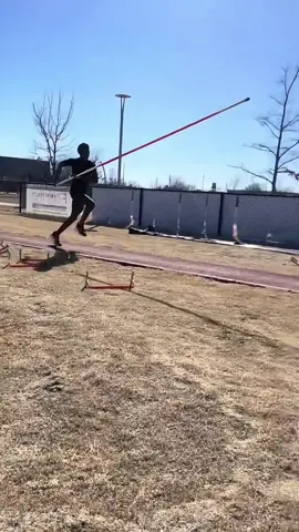 The funny moment of pole vault failure #funny #fyp #polevault #haha #funnysports 