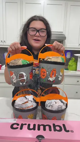 I got the new Burger King Halloween buckets, and Crumbl ##burgerking##burgerkingmukbang##crumbl##crumblecookie