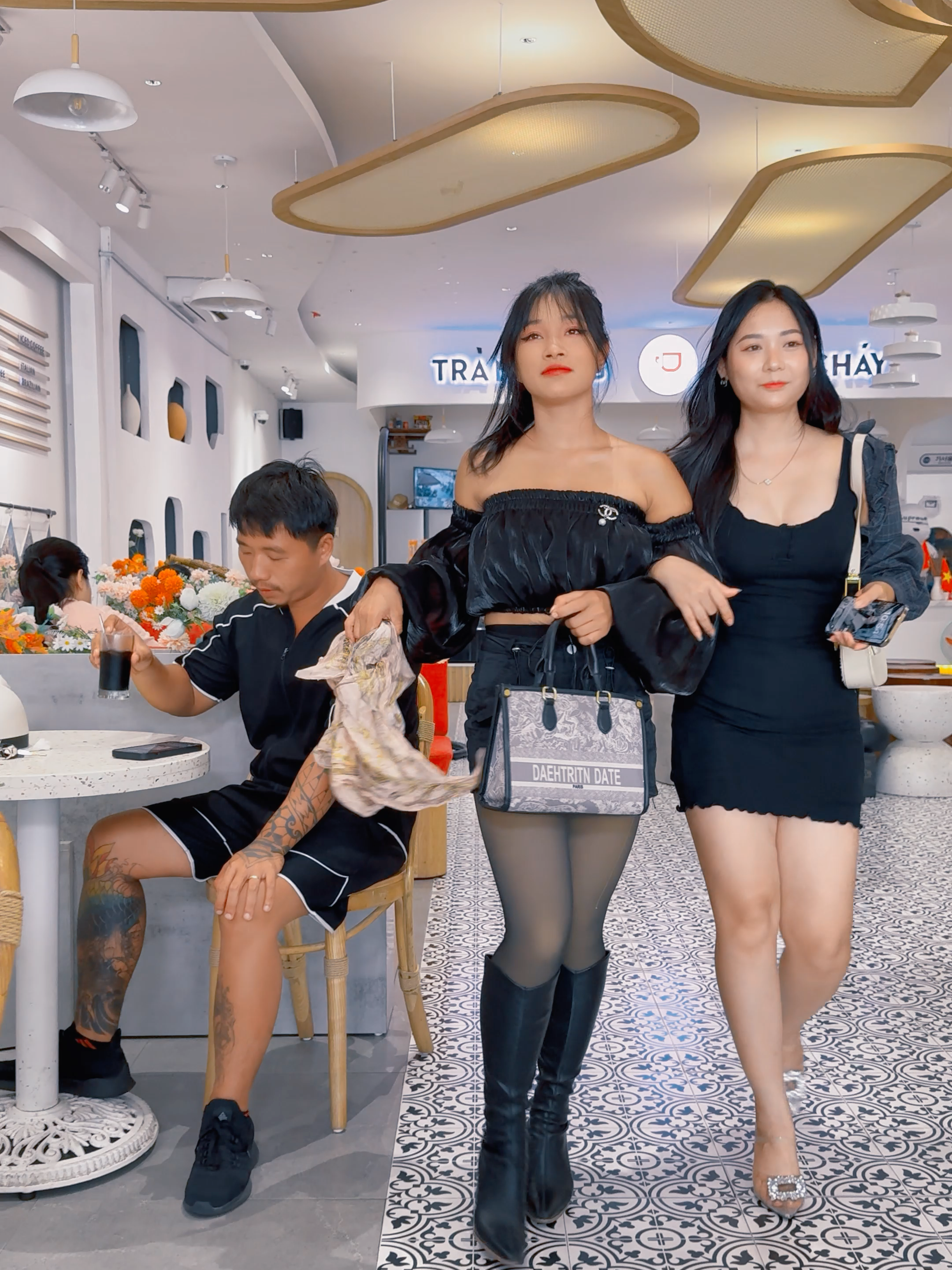 See that | Oppa Huy #huyseoul