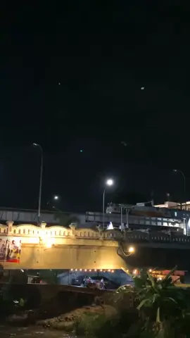 📍 Angkringan Kopi Joss Pak Tomi, Kota Yogyakarta  #fyp #angkringanjogja #jogja #angkringanpaktomi #kotabarujogja 