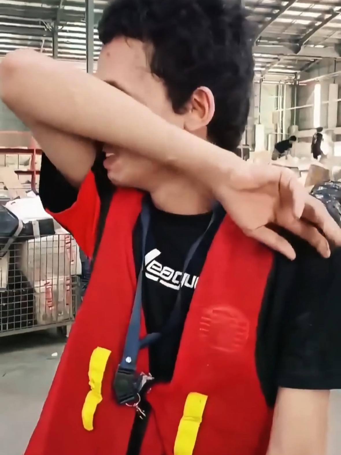 cowok harus kuat gaboleh nangis