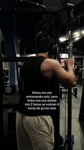 Eran buenos tiempos con los gymbros #gym #gymbro #gymmotivation #GymTok #amistad 
