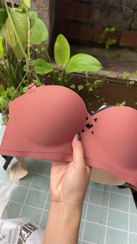 Áo xinh nè mấy bà shop có 3 áo 3 màu rồi nha #aolot #xuhuong #aonu #xuhuongtiktok #xuhuongtiktok 