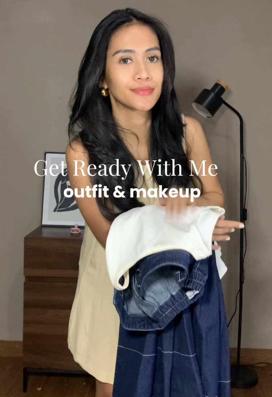 siap siap bareng lagiiii sambil makeup jugaaa! #grwm #outfitinspo #makeup 
