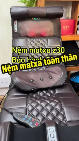 Anh chị cô chú đang bị tình trạng đau mỏi cổ vai gáy, đau lưng, nhức mỏi toàn thân tranh thủ sắm em nệm matxa zlife này về nằm thư giãn đã lắm luôn ạ!#nemmatxa #quatangme #thomuytin #viraltiktok #xuhuongtiktok 