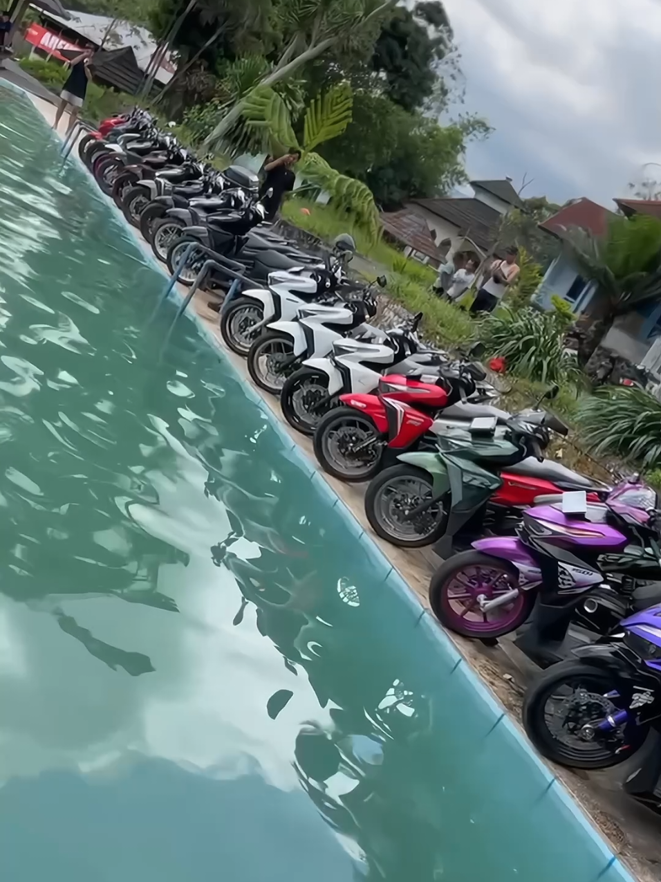 Ini milik siapa aja ??? Vario kolam Versi Lombok  #voclomvariokolam #variokolam #fypシ゚ #lewatberandafyp #variomodifikasi @VOC_LOMBOK 