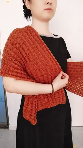 Thneed girl💓 #thneed #style #fashion #cape #amice 