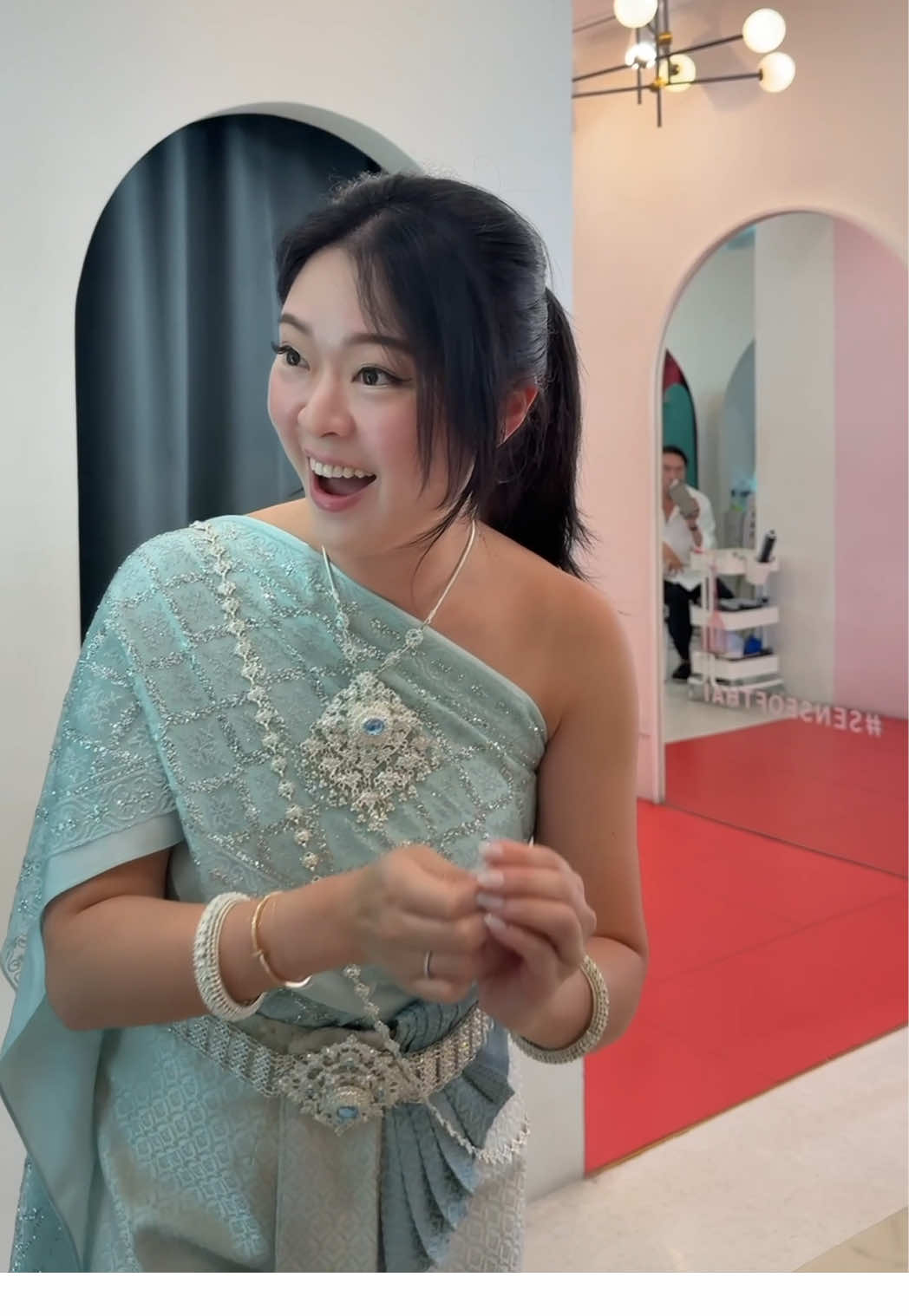 trying on Thai traditional costume #bangkok #thailand #thai #thaicostume #travel 