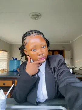 God knew to make my eyes brown. 😔✋🏾I’d be deadly with these