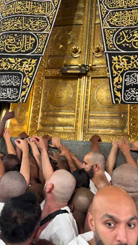 #الملتزم #الكعبة_المشرفة  #مكة  #السعودية🇸🇦 