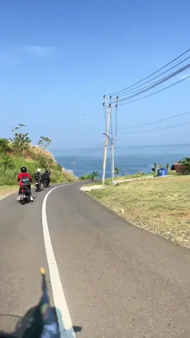 geopark ciletuh vibes jam 07.00 #vario #touring 