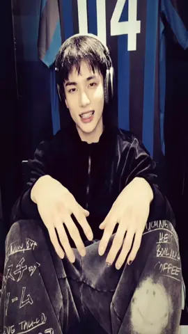 que guapo mi hombre#hyunjin #straykids #fyp 