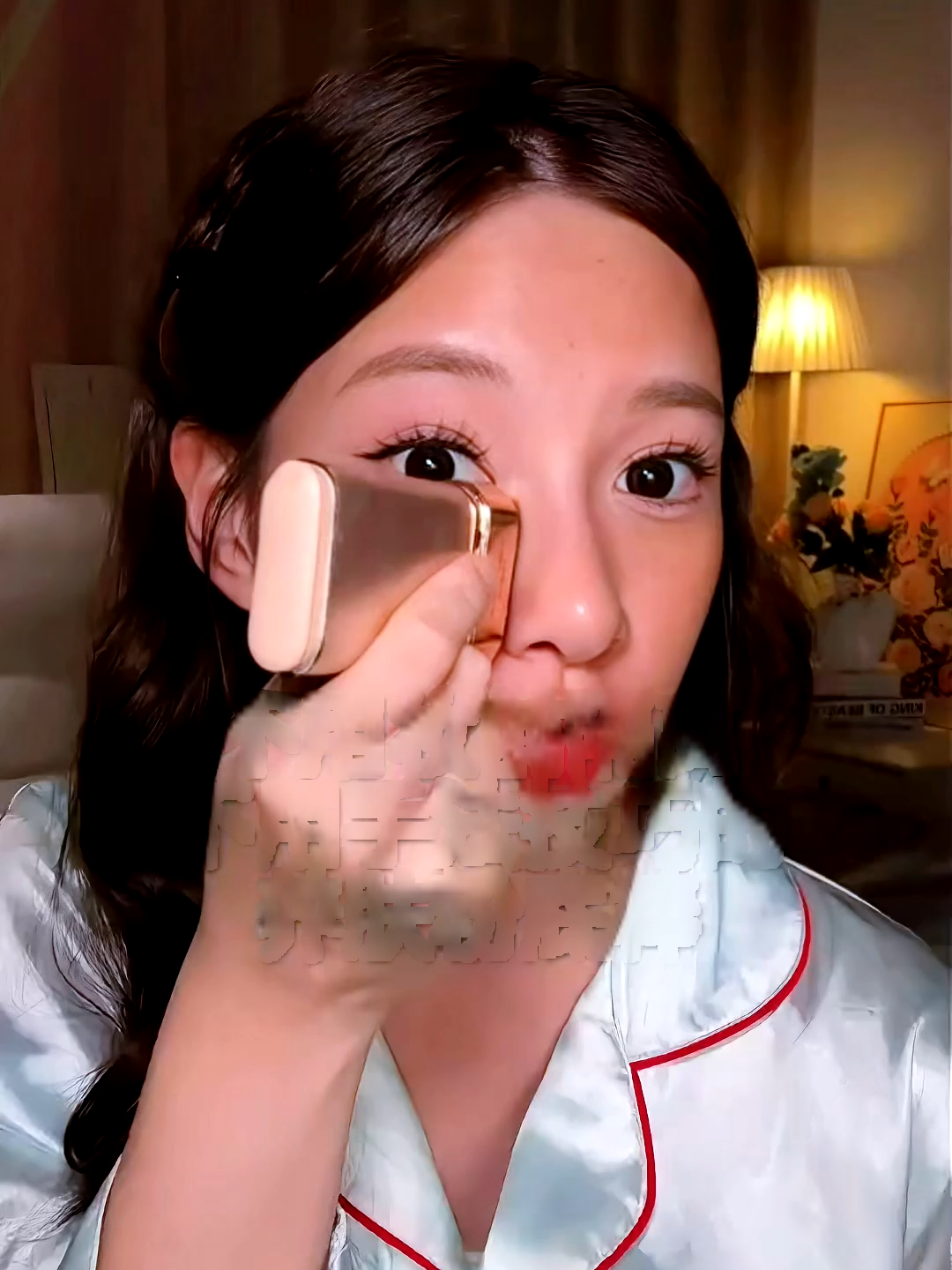 ความสวยก็ต้องอาศัยการแต่งตัวที่พิถีพิถัน#รองพื้นแบบแท่ง #tiktokshop1010แบรนด์แท้คุ้มสุด #ป้ายยาบิวตี้ #ป้ายยาเฮลตี้ #tiktokshopmallบอกต่อ