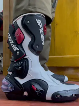 ဖြုတ်ဖို့လား ဘုတ်ဖို့လား… #🎱 #speedracingboots #GRF #HAS 