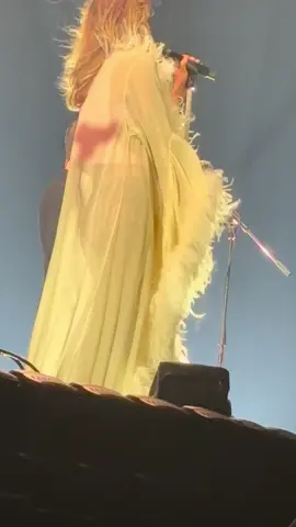 AHHHH SUKI WATERHOUSE CAME AS THE ENTREE 