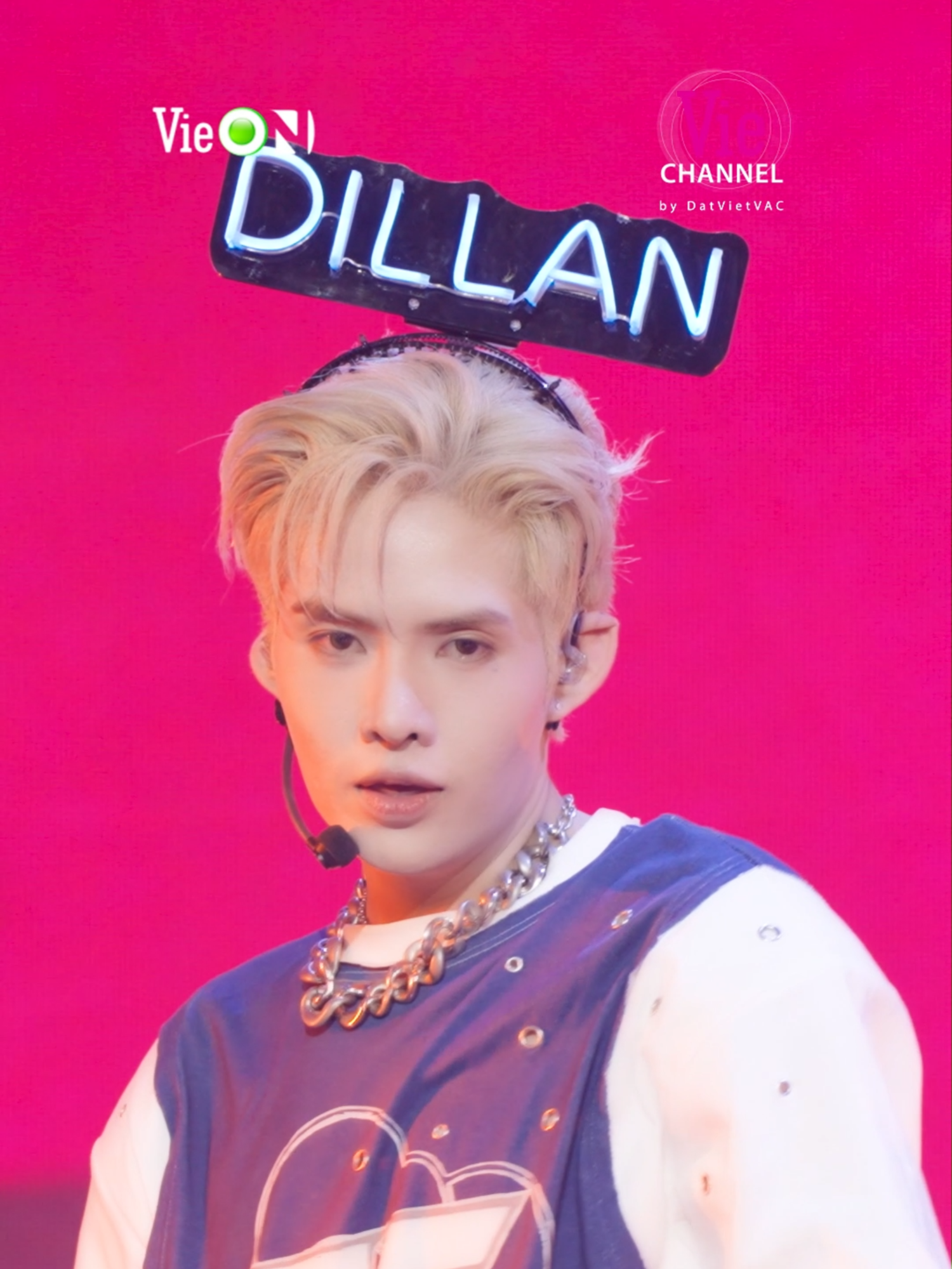 Dillan hút chọn mọi ánh nhìn bằng visual sáng bừng khiến khán giả bùng nổ cùng “Đa Nghi”  @hoangdillan  #AnhTraiSayHi #AnhSayHi2025 #ATSH #VieChannel #VieON #DatVietVAC #TikTokGiaiTri #DILLANHOANGPHAN