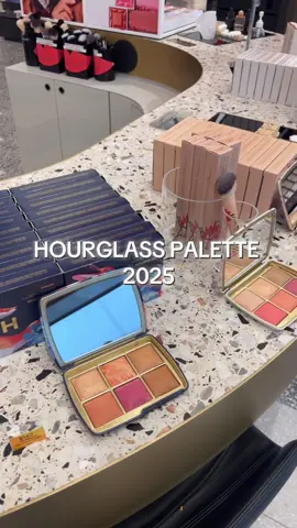 HOURGLASS PALETTE 2025 @Hourglass Cosmetics  @MECCA  #brisbanemakeupartist #loganmakeupartist #meccabeautyjunkie #fyp #hourglasscosmetics 