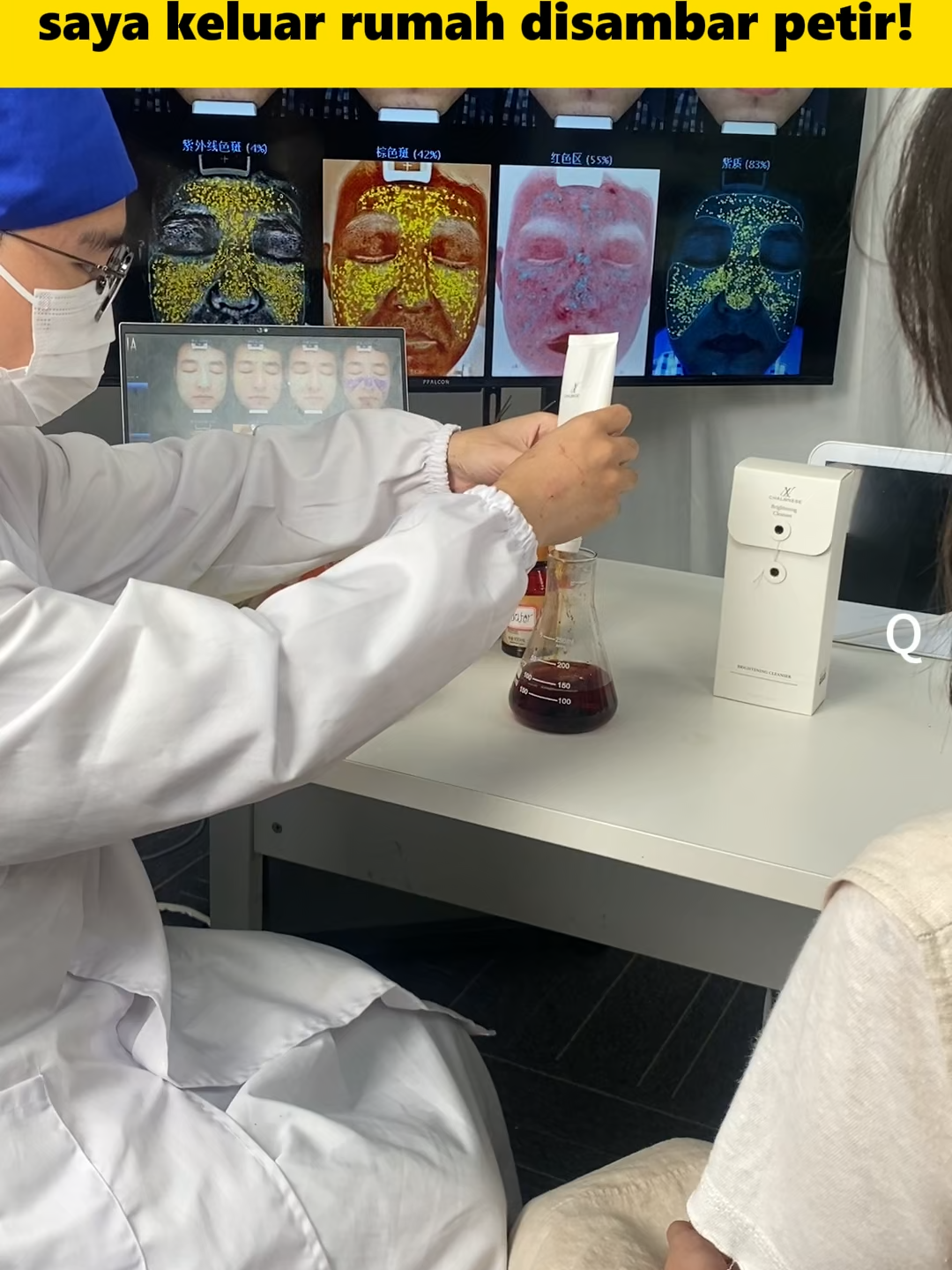 Formulanya ringan, hasilnya nyata. Bye kulit kusam, hello glowing skin! ✨😉#cleanse #FreshStart #wajahbersih #bersihkanporipori #SkincareFirst #chaloneseskincare #skincareisselfcare #bumilbusuiaman🥰 #CleanSkin #rekomendasi #bpomdanhalal✅ #KulitSehat #foryourbeauty #sabuncucimuka #wajahcerah #facewash #chalonesefacialwash #fyppppppppppppppppppppppp #masukberanda #facialwash