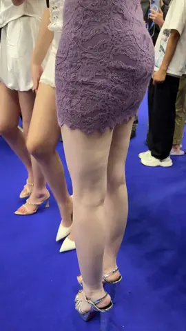 #lovelovelove #longlegsbeauty #temperamentgirl #zhouyoulin #puresweet 