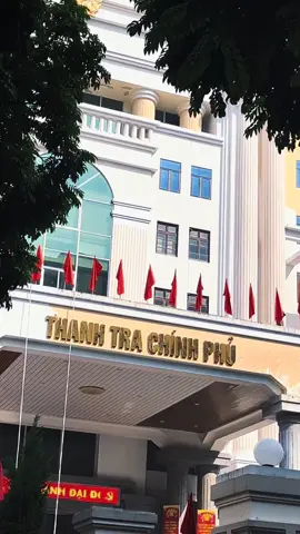 Ngồi xem tát cá 🐟 cho hết giờ rồi về thôi :)))