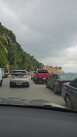 رماكِ الحاسدون بكل عيبٍ، وما علموا أن العيب في أعينهم فـحسنُكِ فوق أن يعابُ، وجمالُكِ ذنبٌ لا يُغتفر في قلوب مريضه بالحسد.❤️🦋
