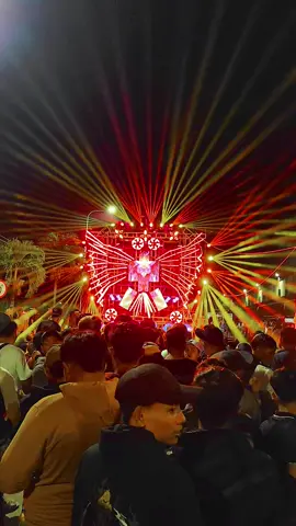 kemegahan mahardika pro feat star lighting @riswanda2mahardika @starlighting_kediri #mahardikariswanda #mahardikaproaudio #starlightingkediri #karnavalgampingan #masukberanda 