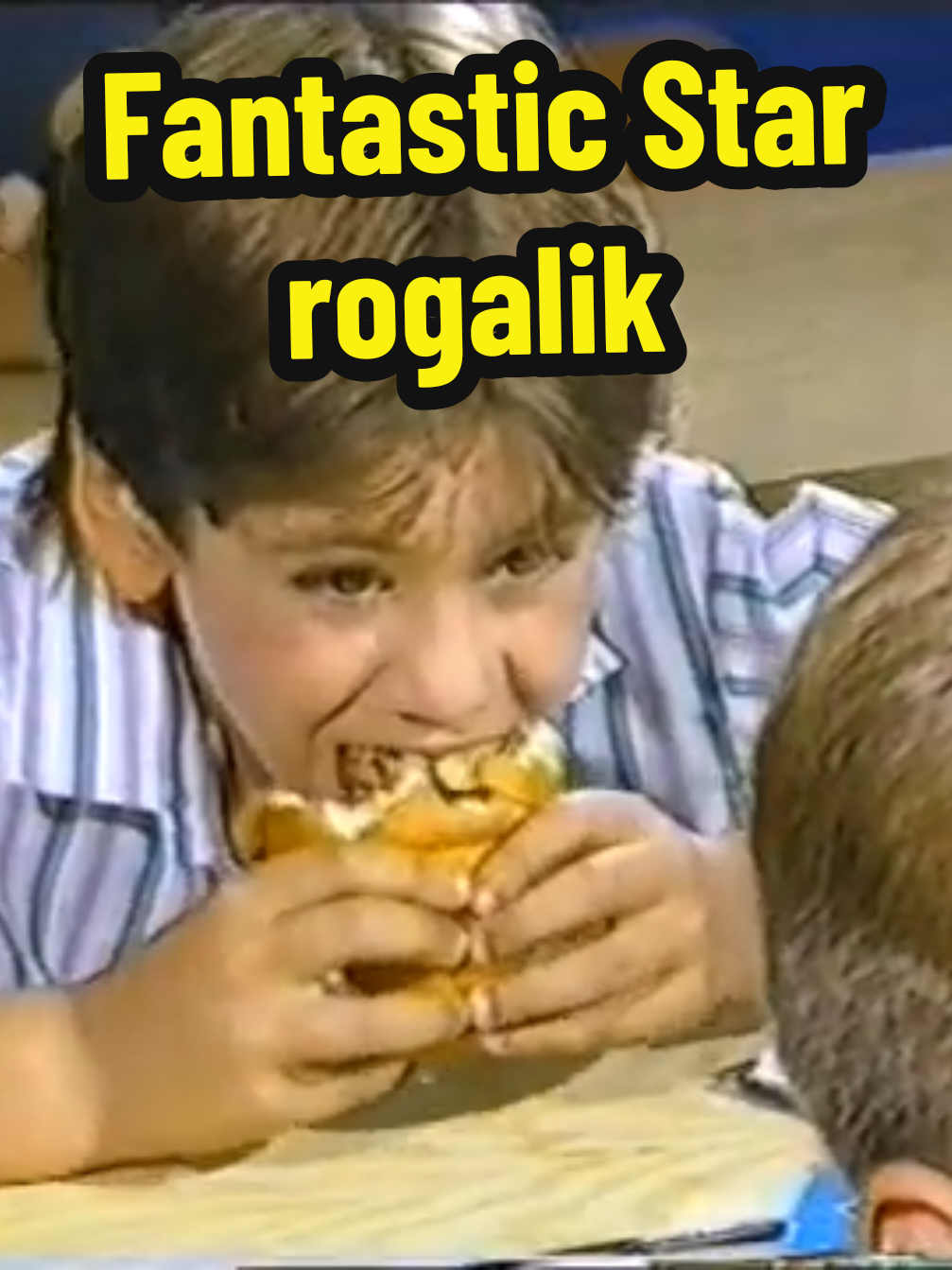 Rogalik Fantastic Star  #starfoods #rogalik #staratelewizja #starereklamy #wspomnienia 