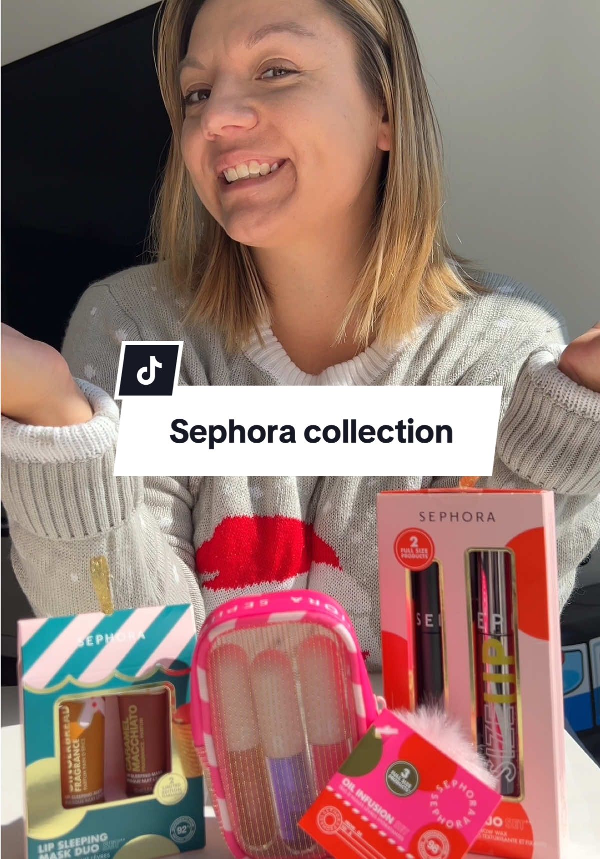 En partenariat avec @SEPHORA On est d’accord que certains cadeaux sont trop cool pour être offerts ? 😏🎄 #sephoranoel #wishlist #ideescadeaux #collaborationcommerciale #noel 