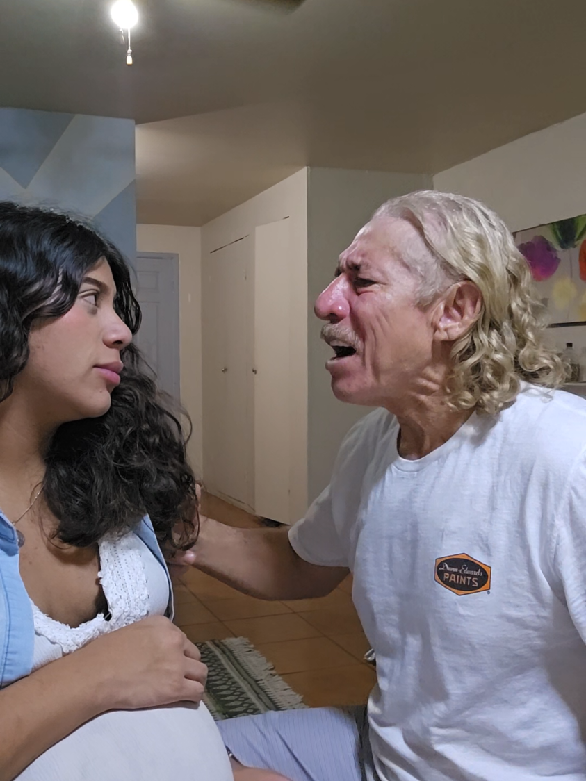 Ni modo, hay mucho cereal en la cocina🤭💓 #esposos #comedia #viraltiktok #famosos #viral @🌹👑Rey&Maria👑🌹 