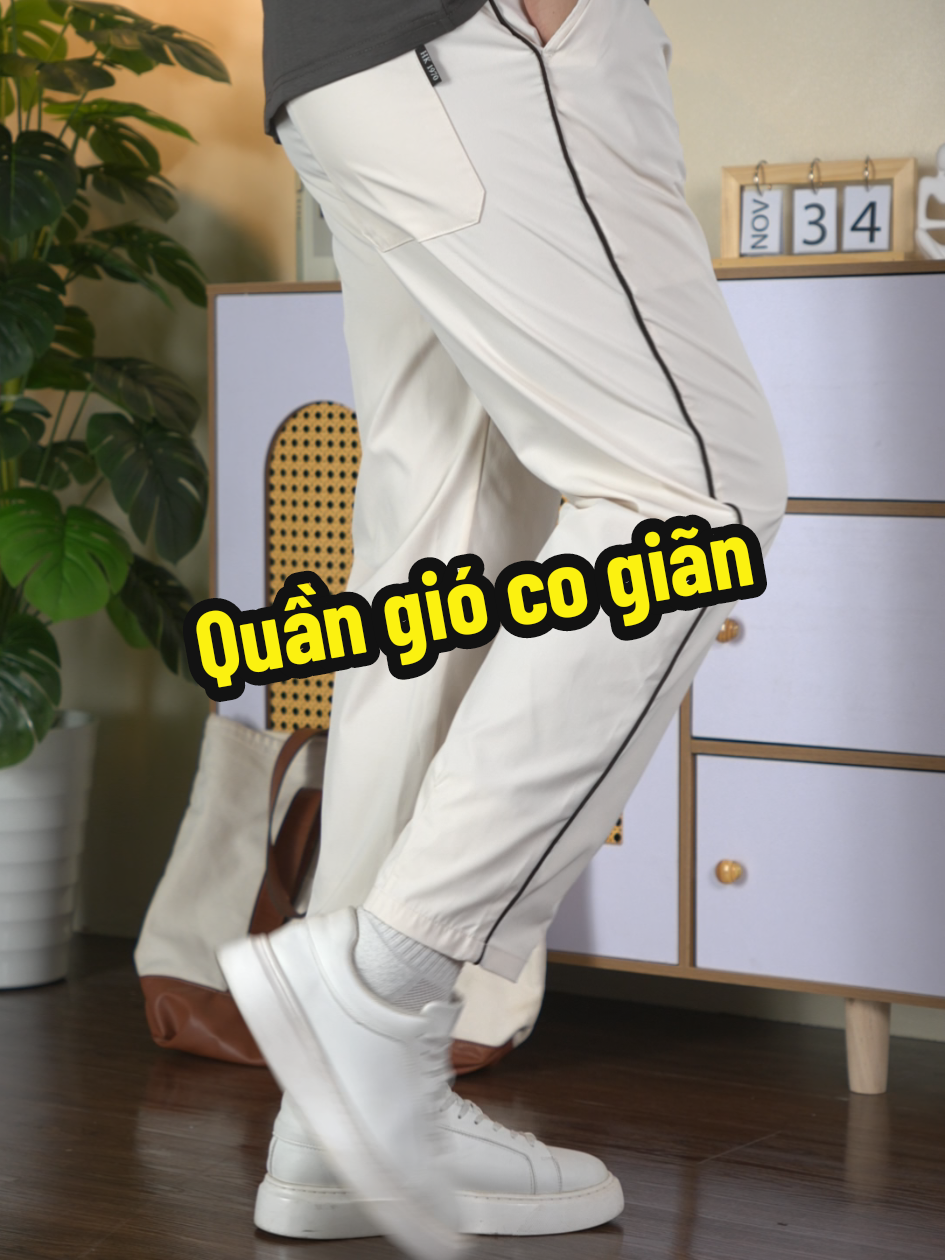Chỉ có quần gió co giãn mới mang lại cho anh em cảm giác vừa gọn gàng vừa thoải mái được #quangionam #quangio #quanthethaonam #chuhung9011 #chúhùng 