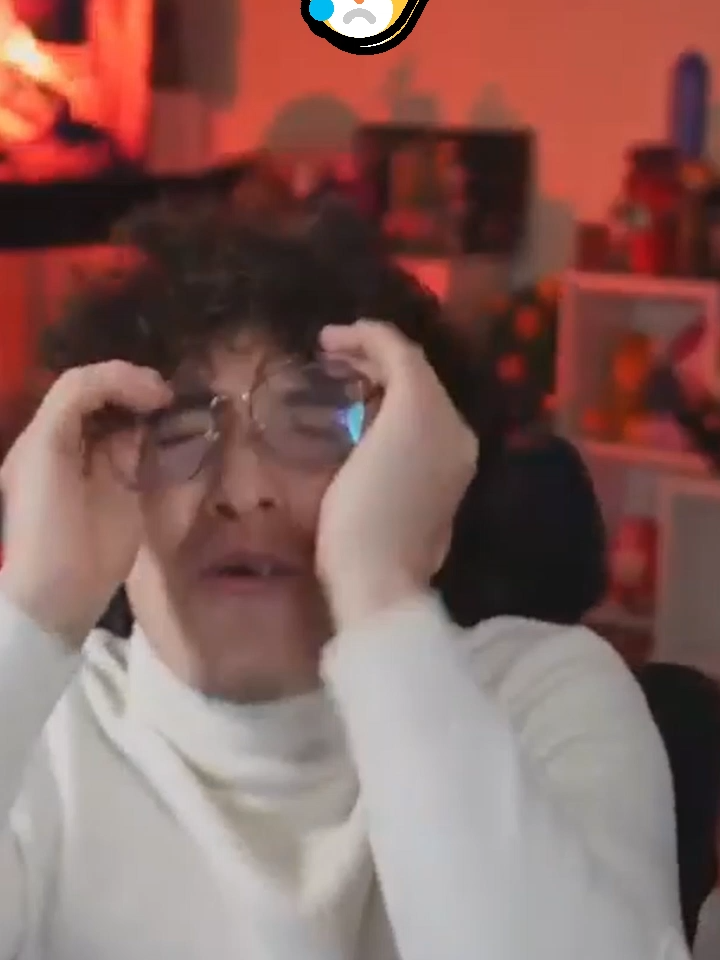 gloglo se quiebra en vivo por infidelidad de emikukis. #gloglo #glogloking #emikukis #kickperu #kick #chou