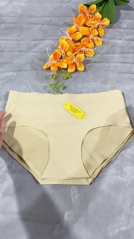 Mặc như không mặc 🍃 Quần lót su thông hơi – siêu mỏng, siêu mát, ôm dáng nhẹ tênh mà vẫn cực kỳ thoáng khí 💨 Hè này cứ phải có vài em trong tủ nha! #metinreview #quanchip #quanchipsu #quanlotsu #xuhuong 