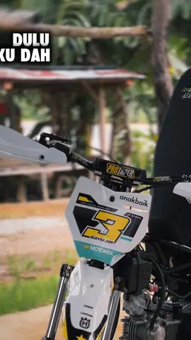 Kata kata hari ini___________________________#framegtxarunamotor #y28racingmuffler #atigasticker #bayuhr_3 #rbtindonesia #rbtsumut #rbtriau #gtx #bebekmodif #bebek130cc #jupiterz #5tp #5tpmenolakpunah #5tpgank🚀 