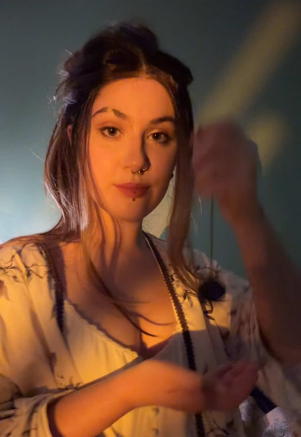 But make it Elizabeth Swann. This is a cos test! I’ve been thinking about this transition since I saw it and knew I wanted to use it for her. I still need to style the wig but I’m impatient! #elizabethswann #piratesofthecaribbean #elizabethswanncosplay #captainjacksparrow #willturner 