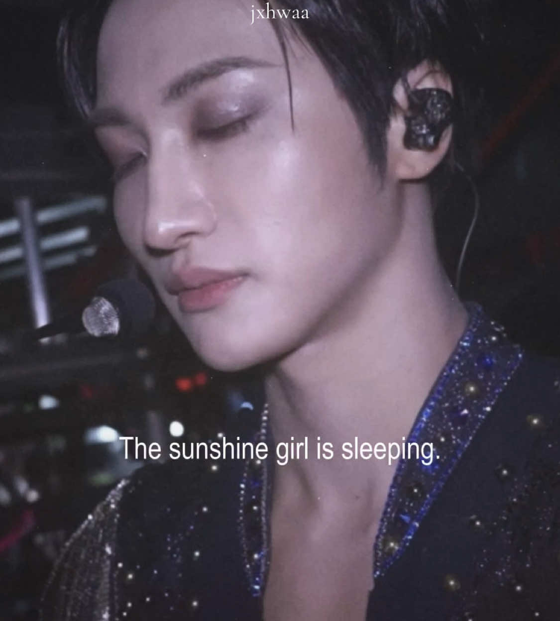 She falls and dreams alone.. #seonghwa #ateez #kpop #MentalHealth #fyp 
