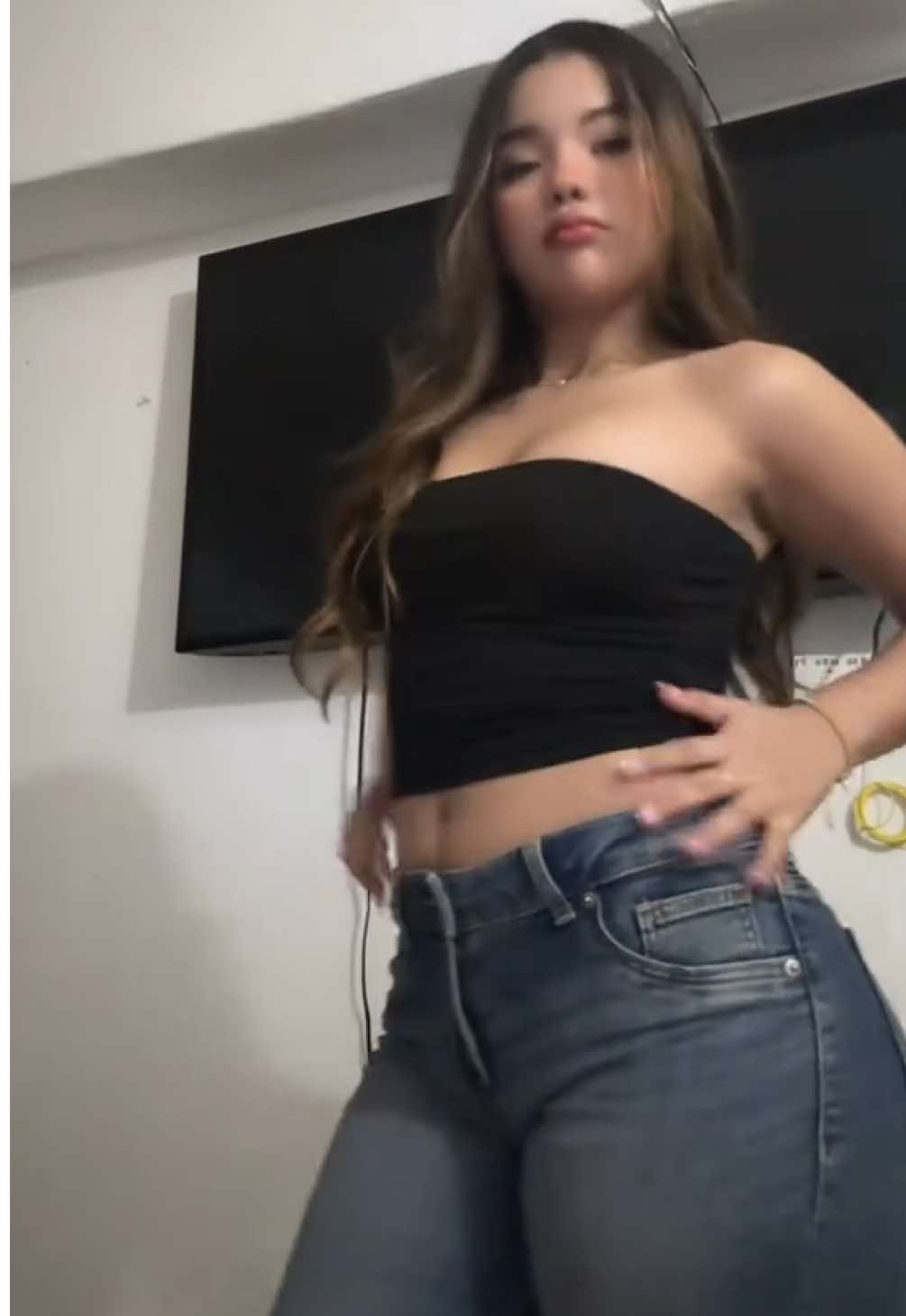 Está en YouTube🫠 #ousii #omarcourtz #concierto 