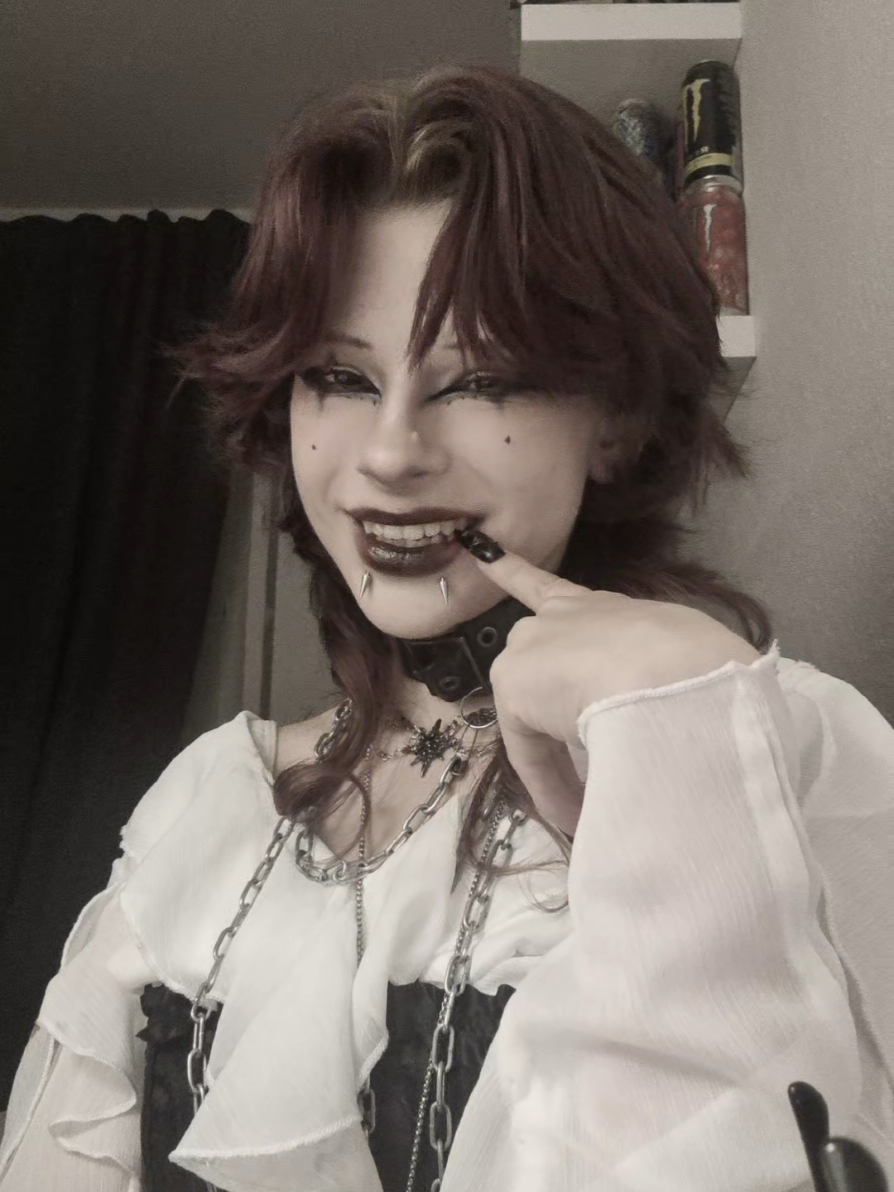 ehehe #posing #ahh #imbored 