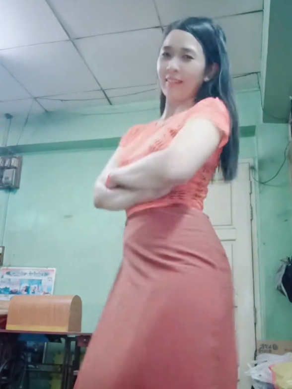 #creatorsearchinsights #myanmartiktok🇲🇲🇲🇲 #myanmardress 