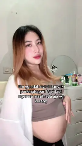 Plisss lama lama jadi bingung😭😂 #hpldesember #newmom #mamamuda #bumilcantik #persiapanlahiran 