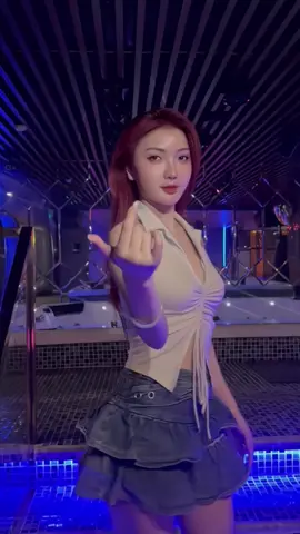 Long Cung 3/2- 龙宫 - Dragon Place #foryou #viral #nhacduonglau #longcung #dragonplace #masagebody #龙宫 #小龙宫海鲜 #massagesaigon