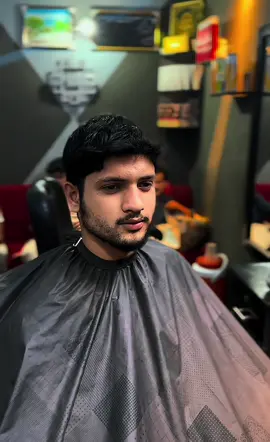 #SBSALON✂️👑 #haircut #goodlooking #foryoupage #viraltiktok 