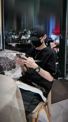 Thời gian là thứ duy nhất mà một người nghèo như anh có thể cho e 🙄 #yanrii🕊️ 