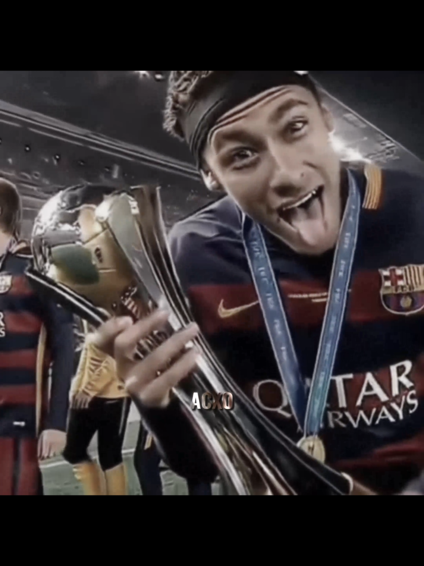 tentando ser o melhor editor de reverse mobile. (reverse neymar) #neymar #edit #reverse #futebol #nr10 