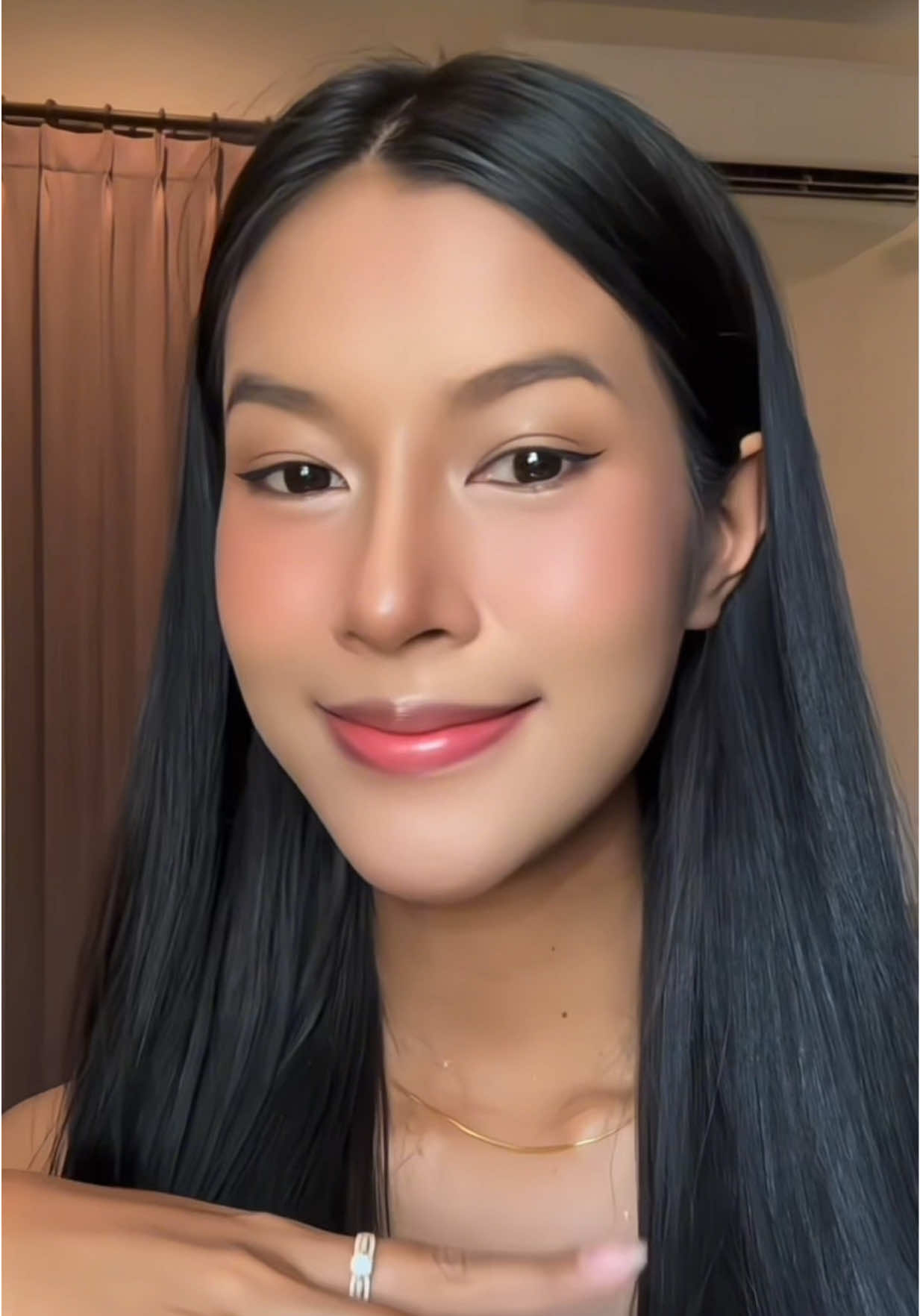 ชีล็อคผิวสวยเป๊ะทั้งวัน!!✨#สาวผิวแทน #รีวิวบิวตี้ #สเปรย์ล็อคเมคอัพ #Seamakeup #แต่งหน้าติดทน 