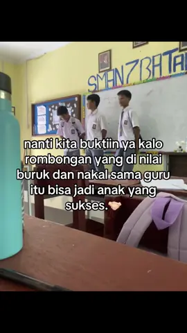 tunggu kami sukses yaa pakkk🫵🏻#adminkelas #fyppppppppppppppppppppppp #foryou #lewatberanda #anaksukses 