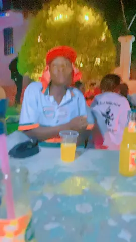 😂😂 mes deux avanturier quoi