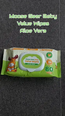 Ang bango nitong @moosegearbaby value wipes aloe vera kaamoy niya yung organic baby wipes. Sobrang lambot pa ng sheets niya magandang ipampunas sa sensitive skin kasi all natural formula siya at no harmful chemicals! Mommies, pwedeng pwede 'to sayo pati sa baby mo kung gumagamit ka na ng mga scented wipes.. Kung gusto mo nito, check-out na! 🥰  #wipes #moosegear  #trustedbyparentslovedbybabies #fyppppppppppppppppppppppp #foryoupage 
