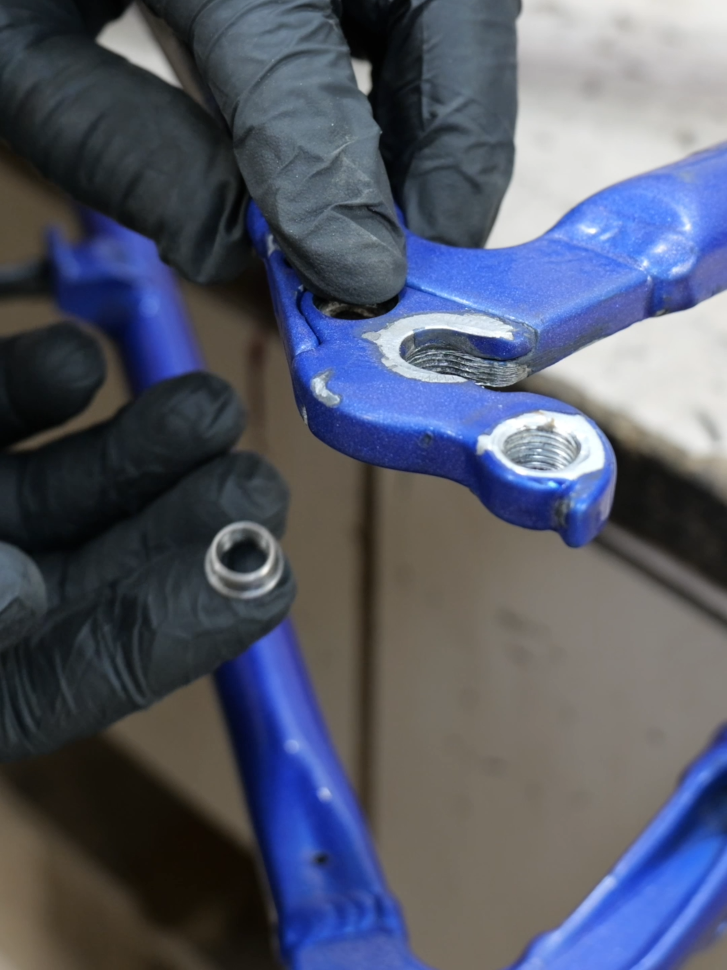 Getting the 2000 Gary Fisher Big Sur Genesis frame ready for rebuild #mtb #vintagemtb #classicmtb #restoration #asmr