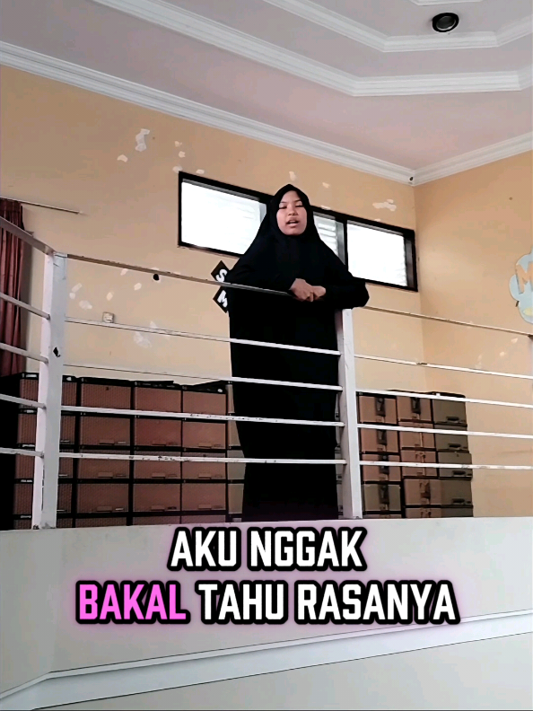 Mau sekolah yang bukan cuma ngajarin pelajaran, tapi juga ngajarin jadi pribadi yang tangguh dan dekat sama Allah? 🤍 Yuk, mondok di SMP IT Al-Yaumi Mataram! #fypシ゚ #santrikeren #istiqomah #santripondok #trendsantri 