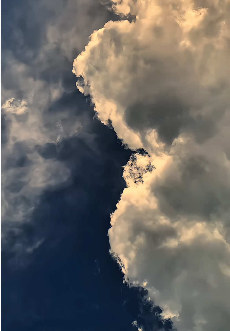 #sky #aesthetic #astrophile #clouds 